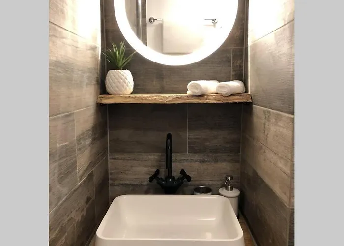 Un Petit Vintage A *